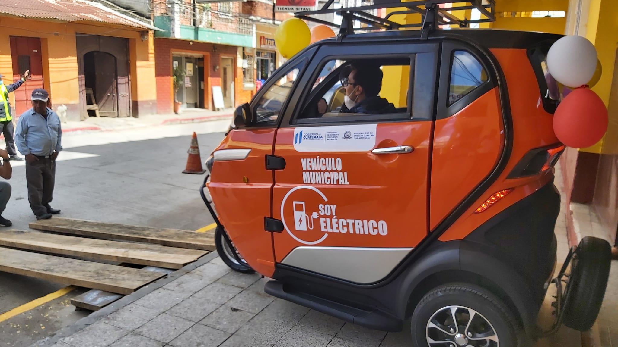 Tuc tuc electrico San Juan Comalapa 1